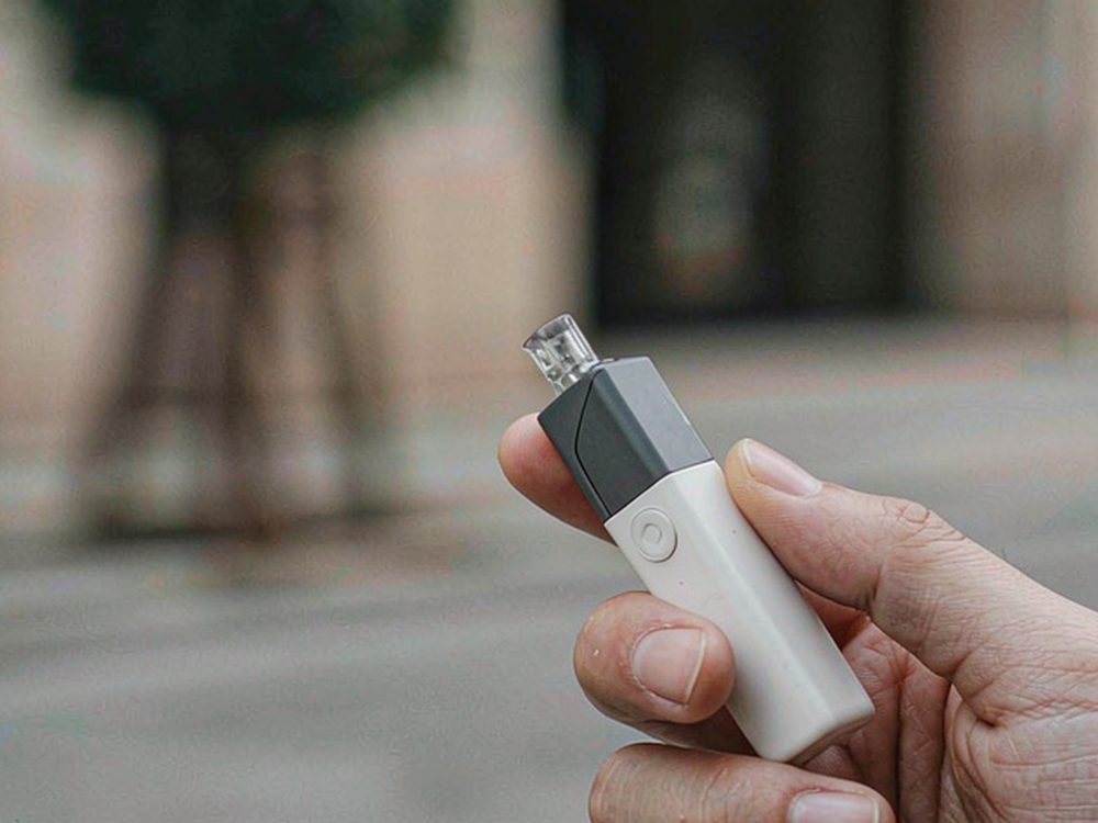 B2B Supply of IQOS products in Latvia — bulk case
