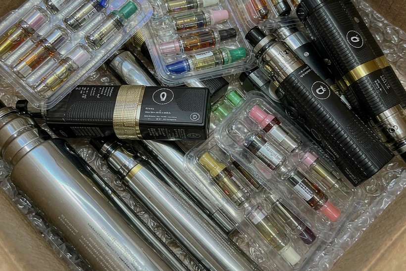 Bulk Distribution for IQOS tanks — Winter special