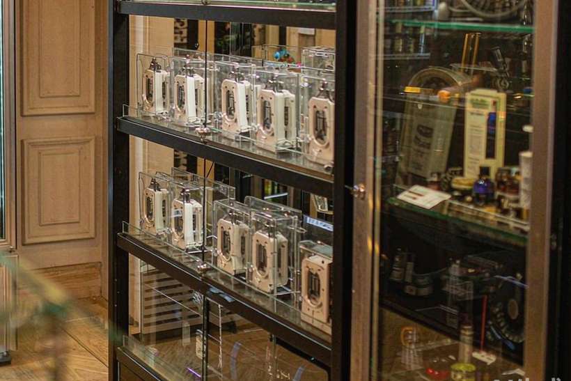 Buyer's Guide to IQOS products in Latvia — small parcel
