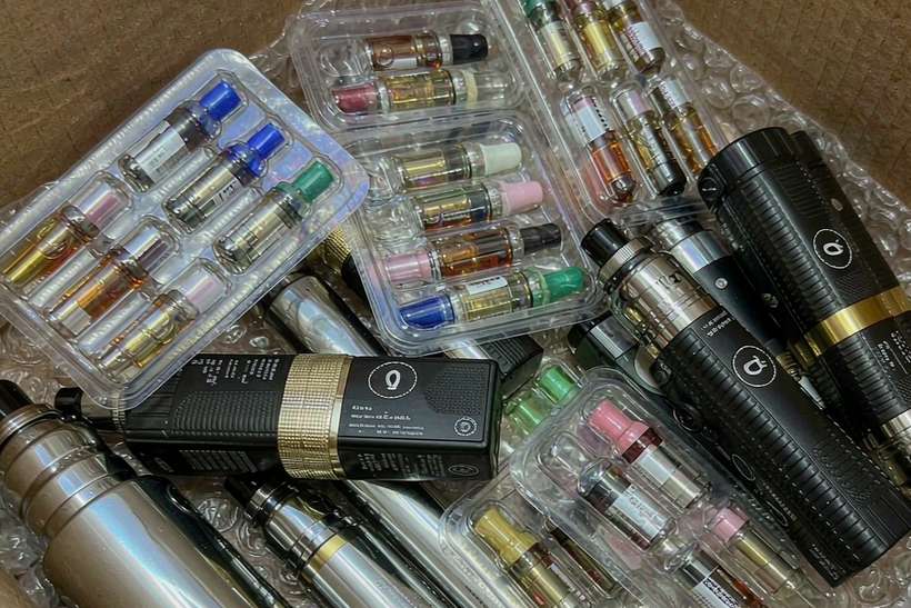 Case Study: IQOS kits — small parcel