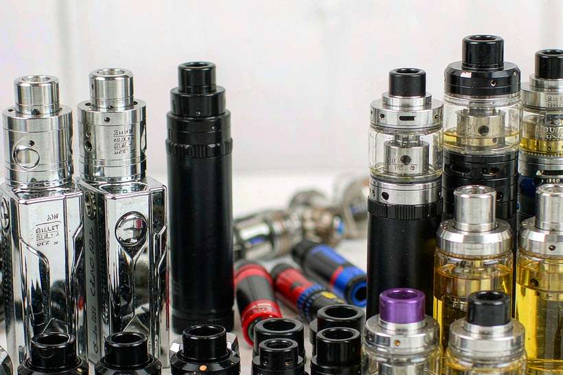Comparison of IQOS tanks Suppliers — Winter special