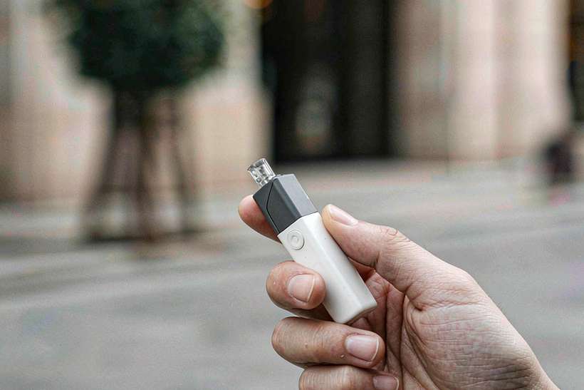 Device Catalog for IQOS products in Latvia — small parcel