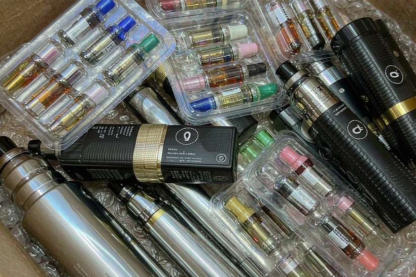 Glossary of IQOS in Latvia — OEM available