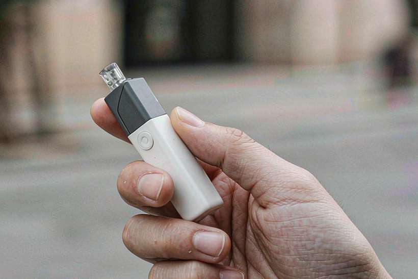 Launch Plan for IQOS products in Latvia — OEM available