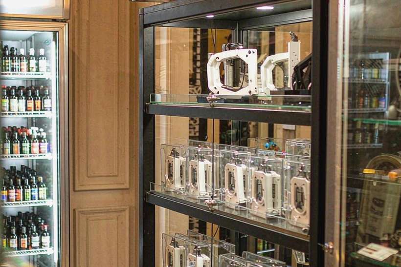 Market Overview of IQOS accessories — small parcel