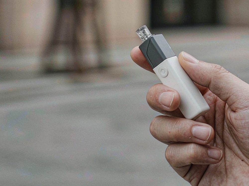 Market Overview of IQOS kits — premium tier