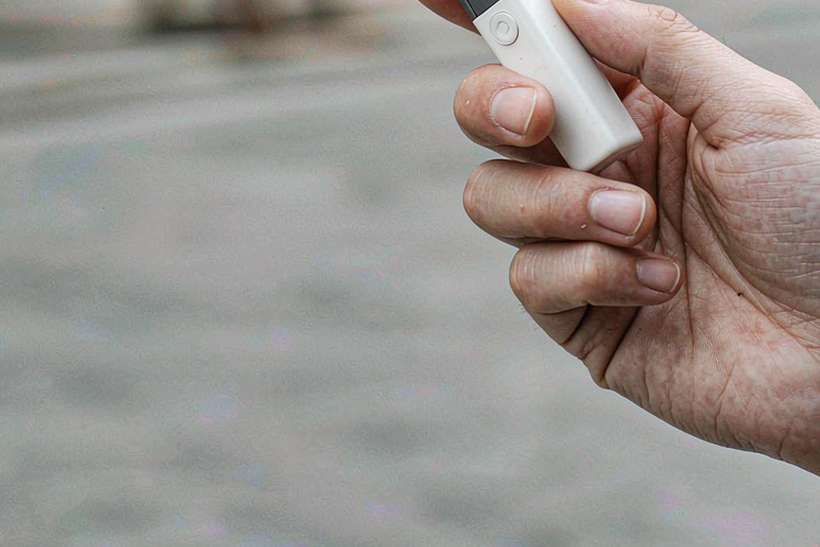 MOQ and Lead Time for IQOS products in Latvia — container load