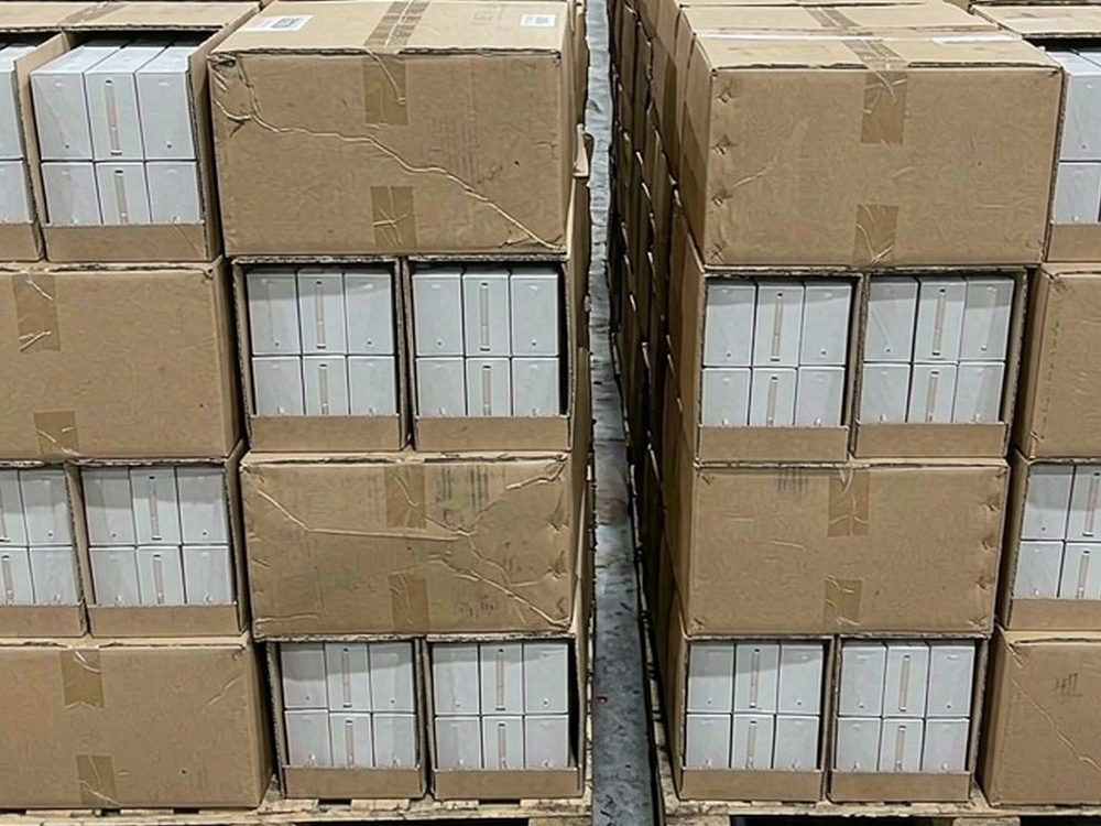 MOQ and Lead Time for IQOS products in Latvia — for resellers