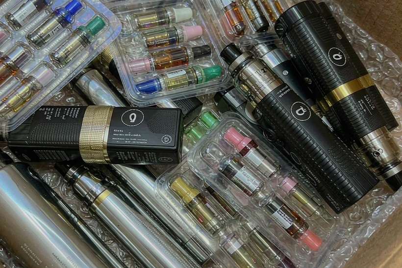 OEM and ODM Options for IQOS tanks — Spring catalog