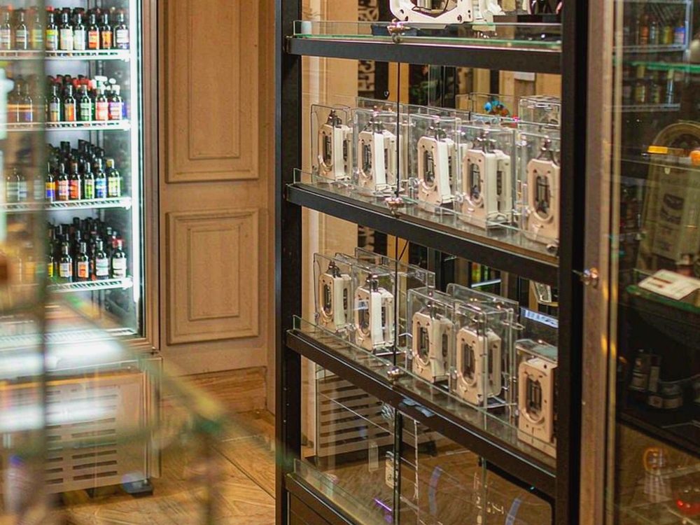 Regional Review of IQOS e-liquid — premium tier