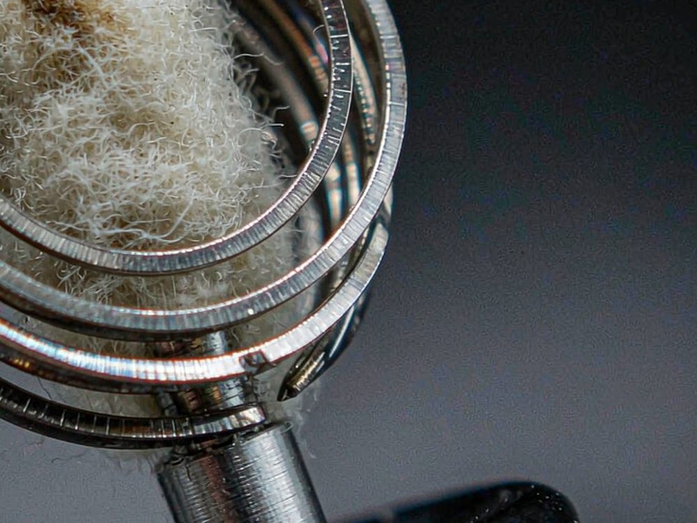 Regional Review of IQOS products in Latvia — no minimum MOQ