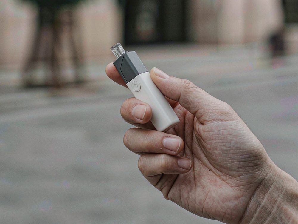Restocking IQOS kits — no minimum MOQ