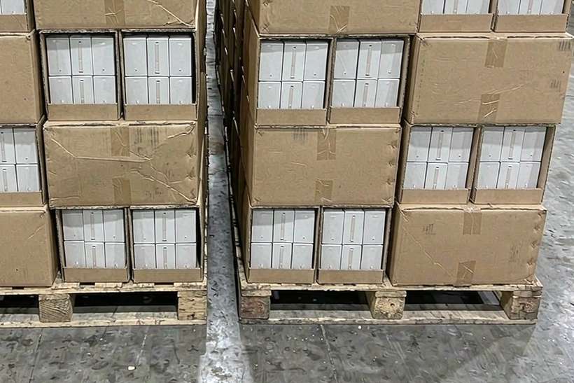 Restocking IQOS pods — Autumn stock