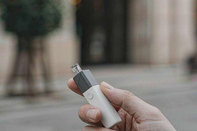 Restocking Latvia IQOS — Spring catalog