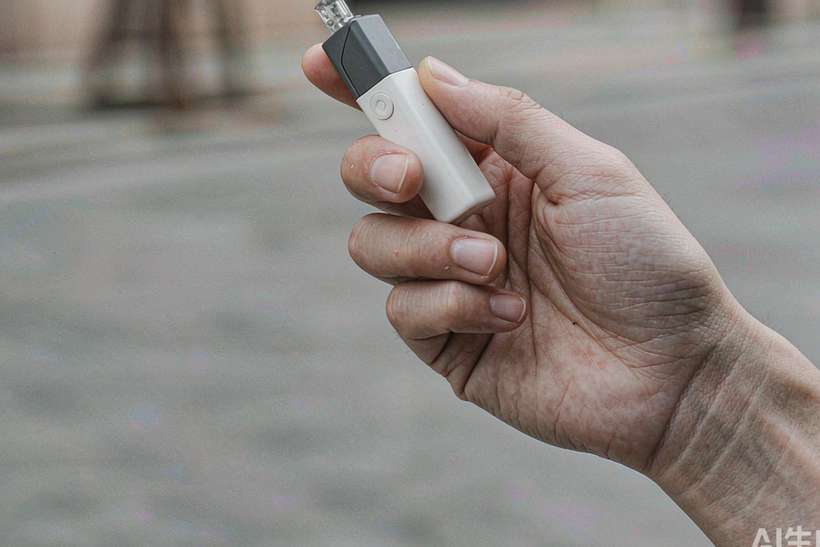 Sourcing Report on IQOS bundles — container load