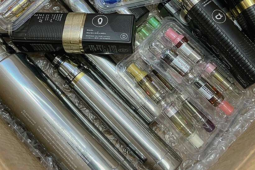 Starter Kit Guide for IQOS hardware — limited batch