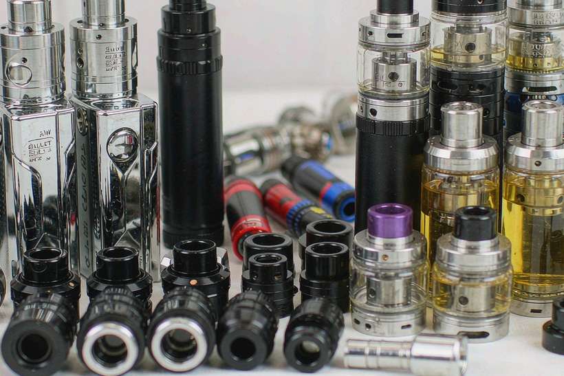 Top Picks of IQOS tanks — bulk case