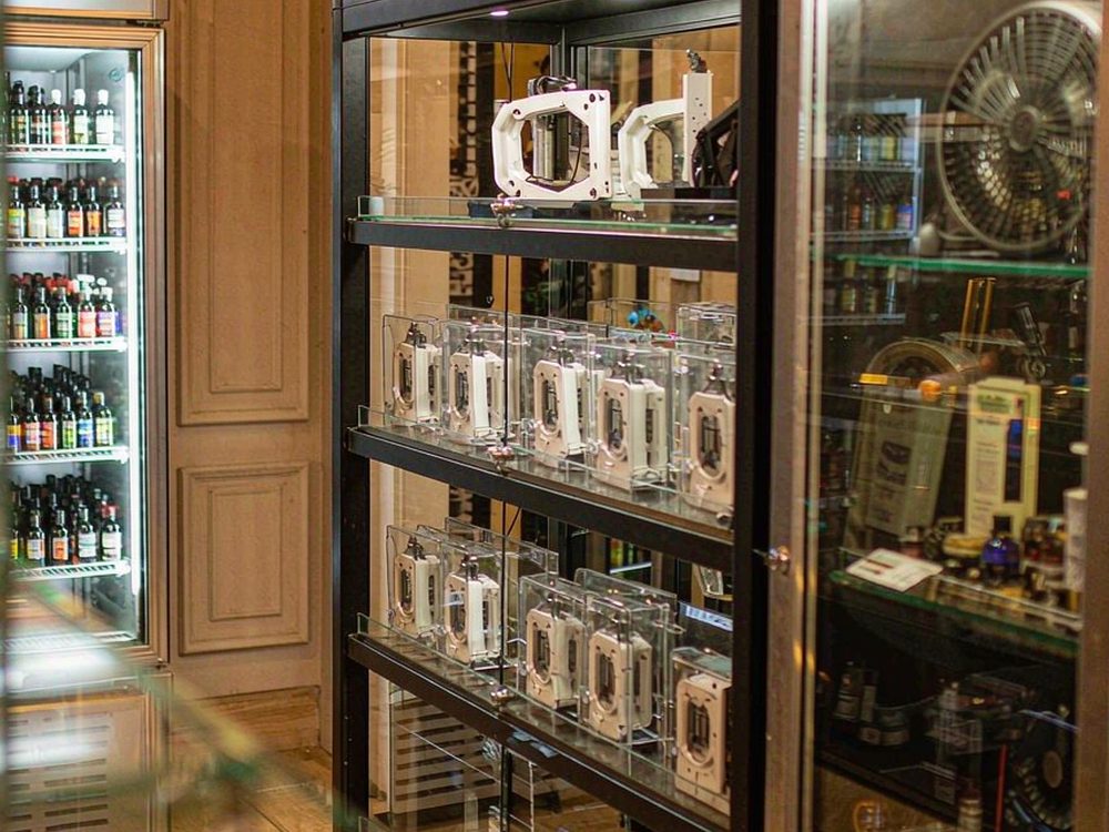 Trend Report on IQOS disposables — premium tier