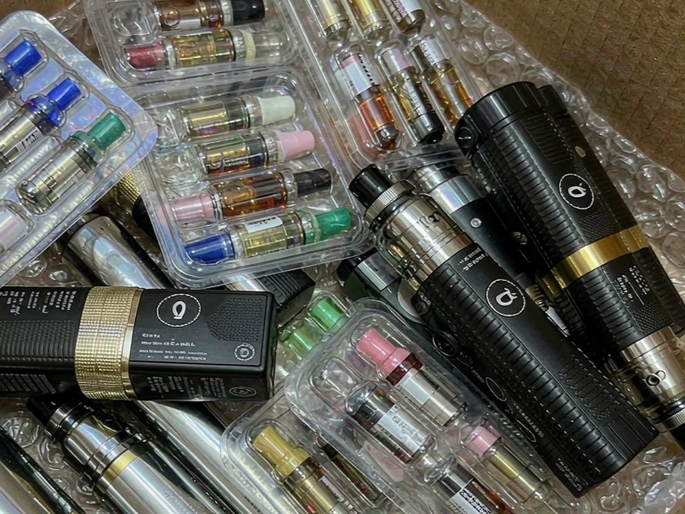 Wholesale IQOS tanks — with fast shipping